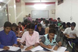 takshila-institute-janakpuri-delhi-tutorials-for-iit-jee-wdziju